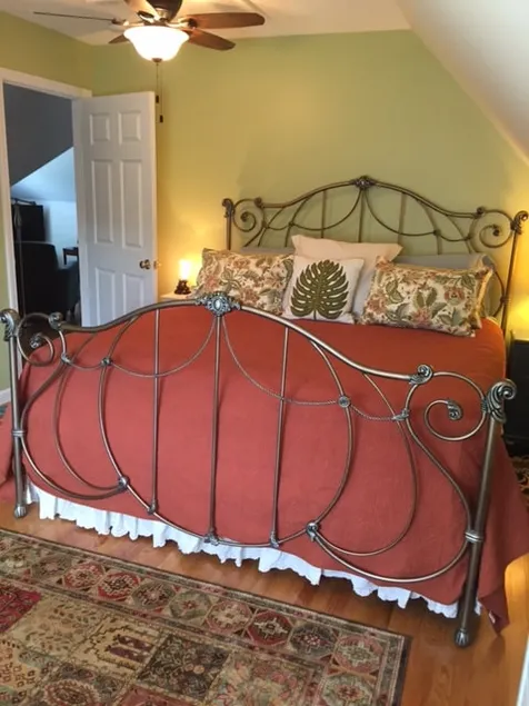Tree Top Suite, cozy downtown apartment - Image 1