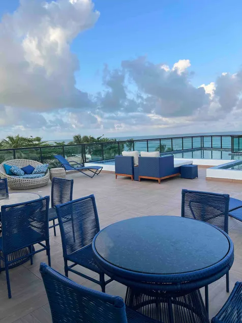 Apartment with an amazing view, 10 meters from the beach - Image 1