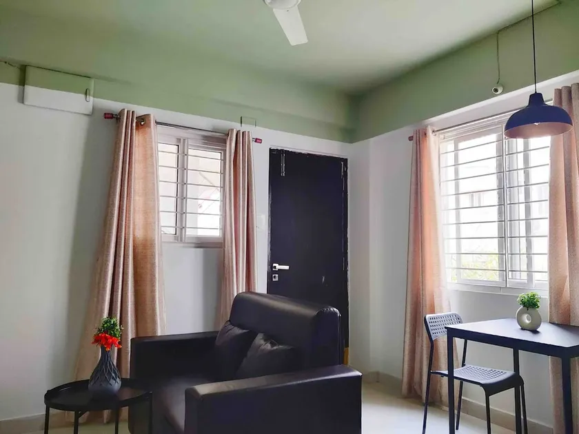 Supreme: 1Bhk in Botanical Gardens - Image 1
