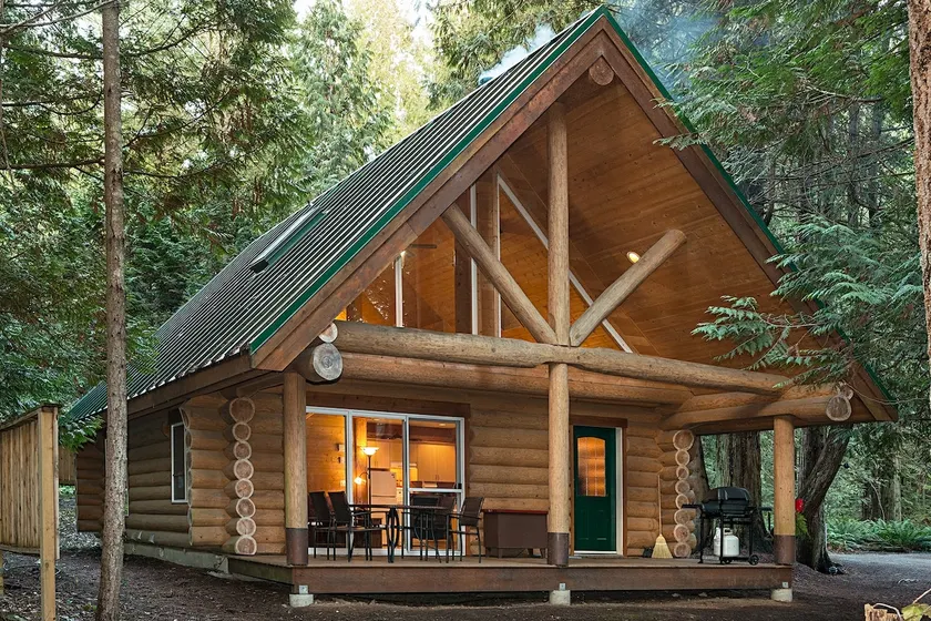 Log Chalet - Image 1