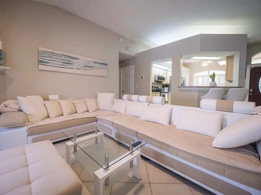 Super Clean Fantastic Pool Home Near Everything - Image 1