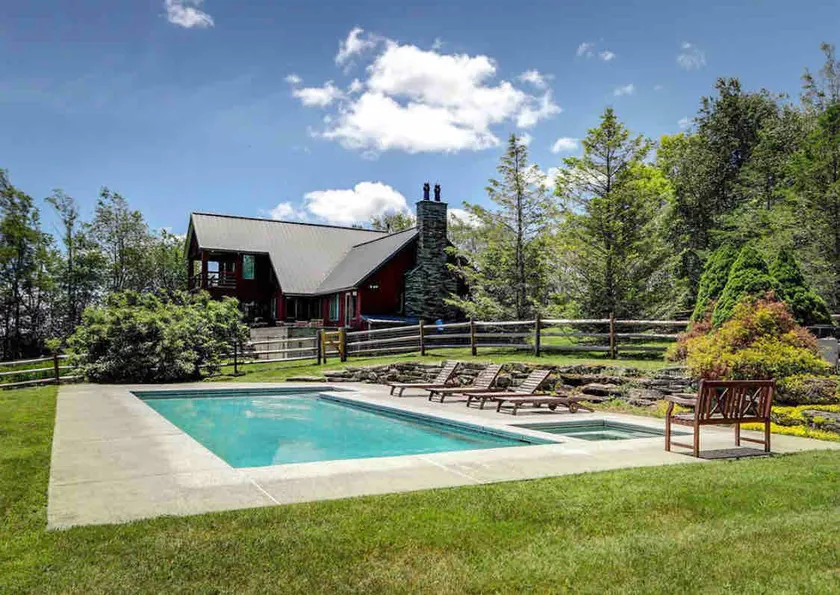 Storslåede 44 + Acre Country Estate - Image 1