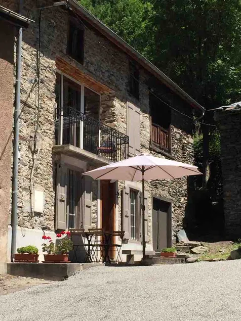 Le Gîte d'Artiès Hamlet of Artiès 09220 Auzat - Image 1