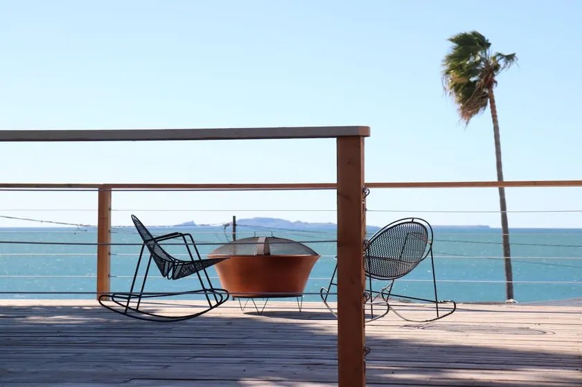 OCEAN VIEW! - Modern House - Perfect Location - GC - Image 1