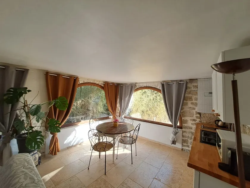 Bottom of villa with the sound of cicadas - Image 1