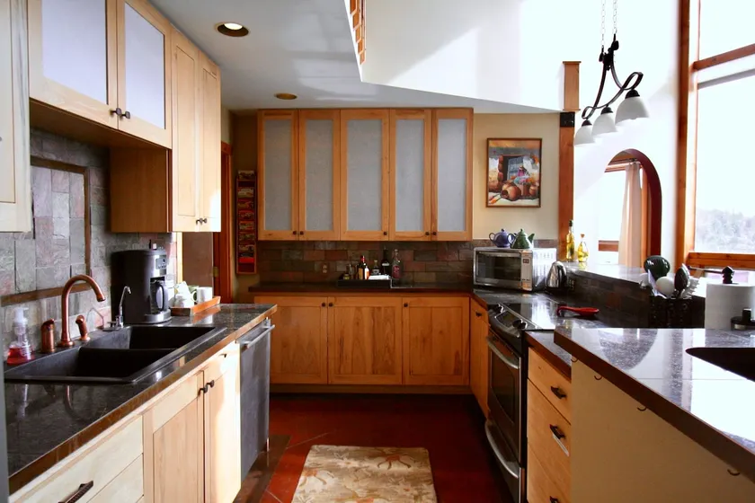 SkyMountain Lodge with Hot Tub and Infrared Sauna - Image 1
