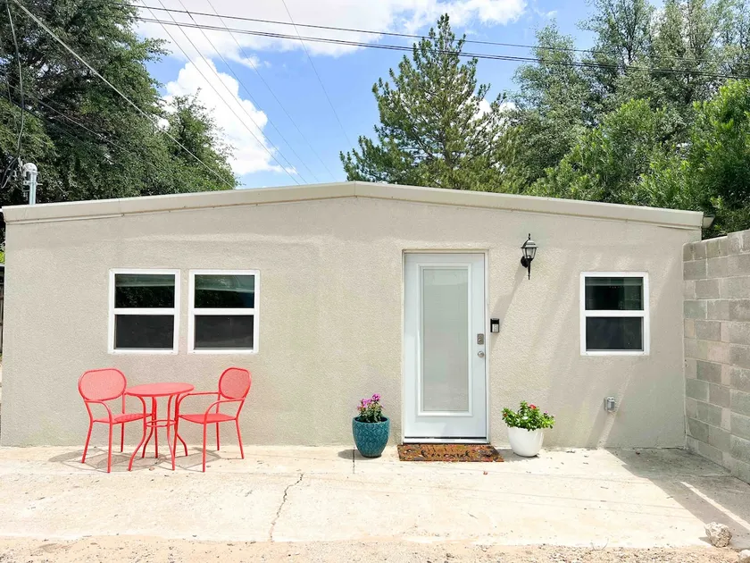 Oak Tree Oasis - Private Casita - Image 1