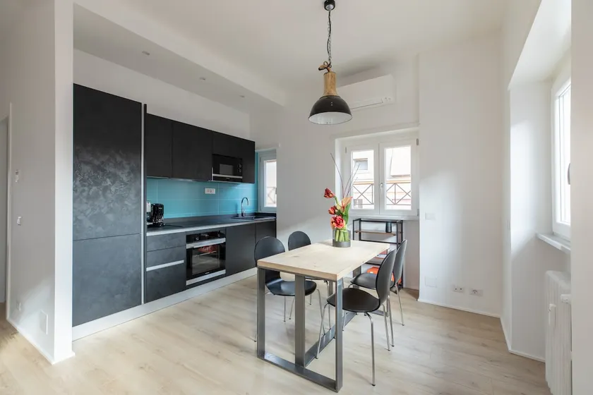 Roman Residenza: Bright, Quiet,  Modern Apt. in Central Rome. - Image 1