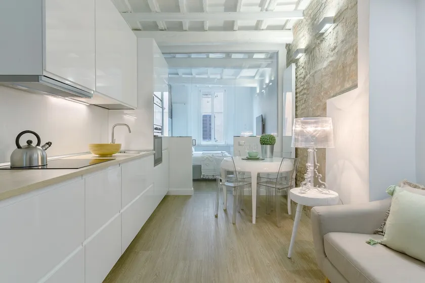 GuestHost - Ferrara Mayr White Apartment - Image 1
