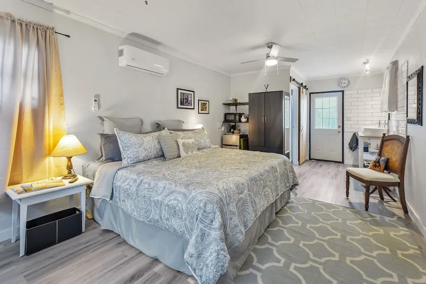 The Salon Cottage (Dog Friendly) - Image 1