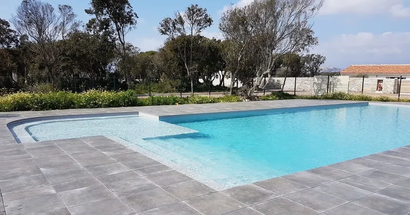 Villa CASA-Bonifacio air-conditioning, heated pool - Image 1