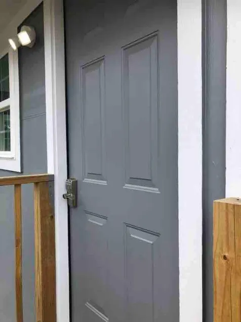 THE DECK ROOM - Image 1