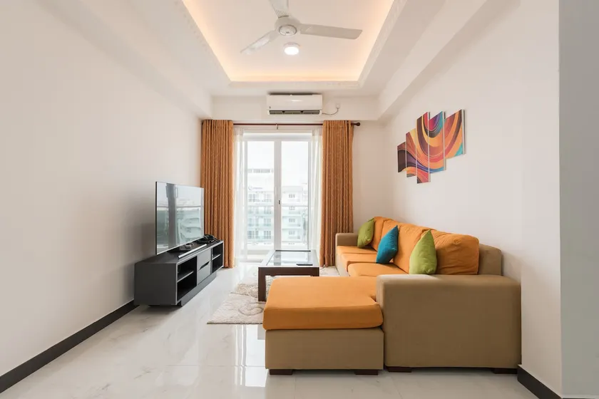 Fully Furnished 2 Bedroom Apartment with Sea View - Image 1