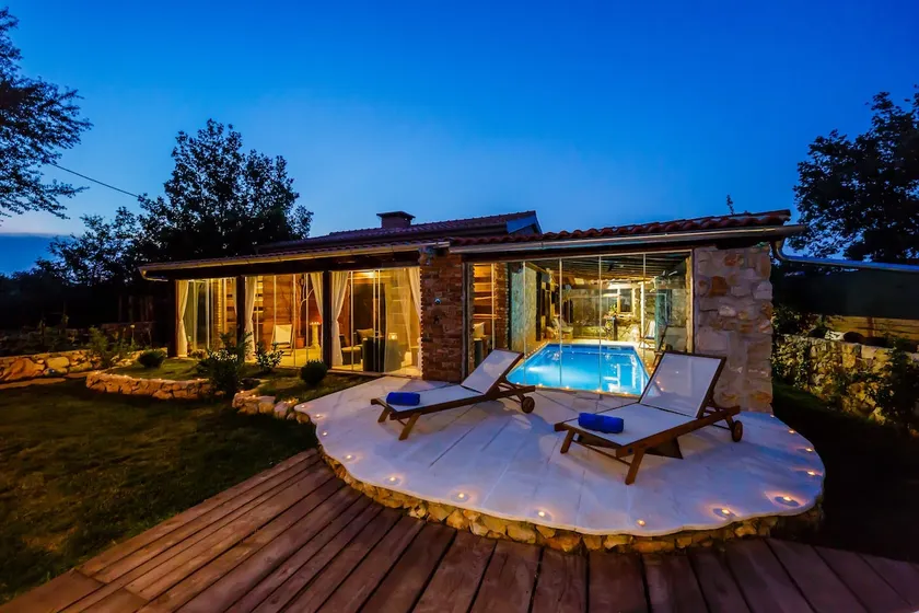 Villa L for family (heated pool) - Image 1