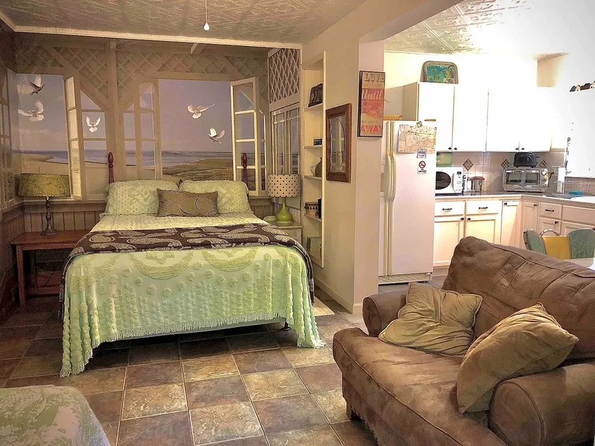 Dove Nest Apartment in Nature Habitat - Image 1