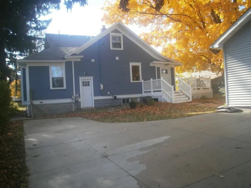 Downtown Ludington 4 BR Spacious Home - Image 1