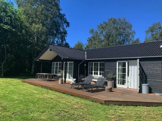Exclusive summer house in Vig - Image 1