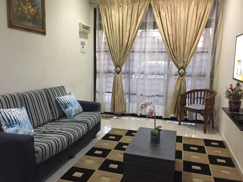 Paya Homestay Melaka - Image 1