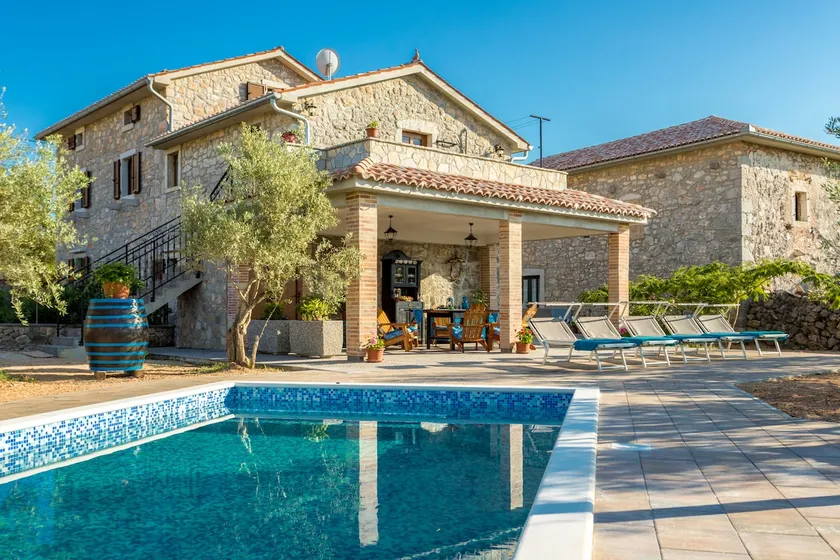 Country Villa St Anton avec piscine privée - Image 1