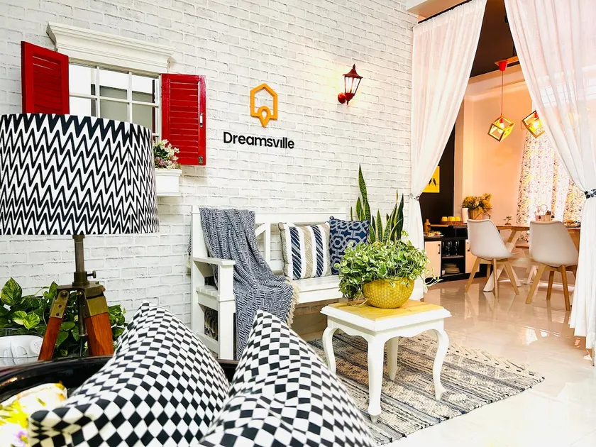 Dreamsville - livin’ the dream. - Image 1
