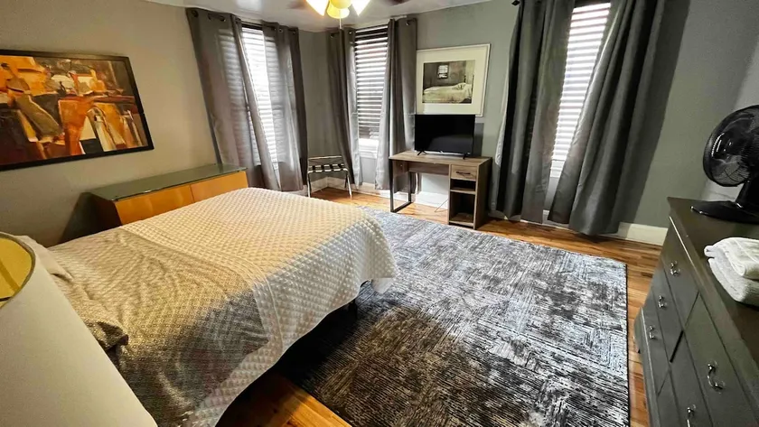 #1 Charm Meet Modern Comfort: Mount Vernon Retreat - Image 1