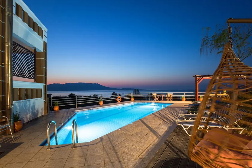 Ben's Homes Ariadne - Image 1