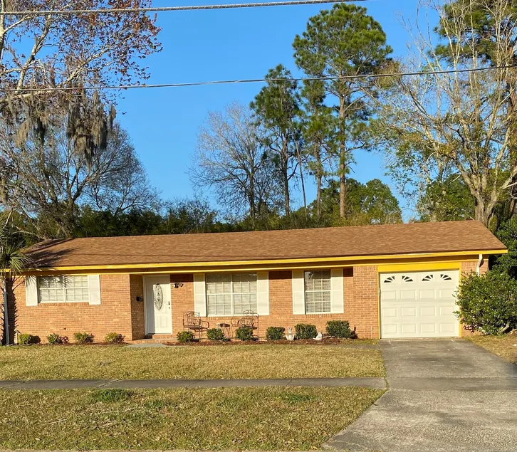 3/2 Beautiful Single Family\"BrightHouse\"I- 4U - Image 1