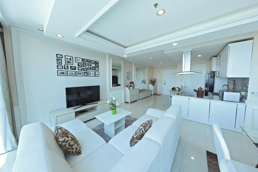 Bright & Homey @Ciputra World Surabaya - Image 1