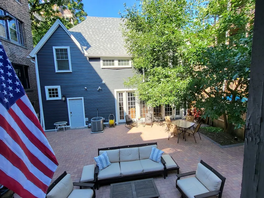 2 br, 2 bt, UChicago Coachman's Guesthouse - Image 1