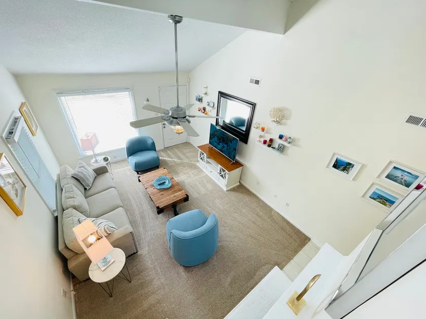 Cheerful Retreat - Image 1