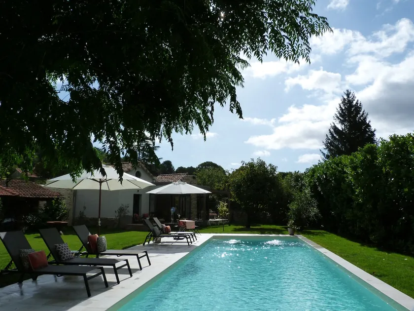 Maison Pigeonnier - Image 1