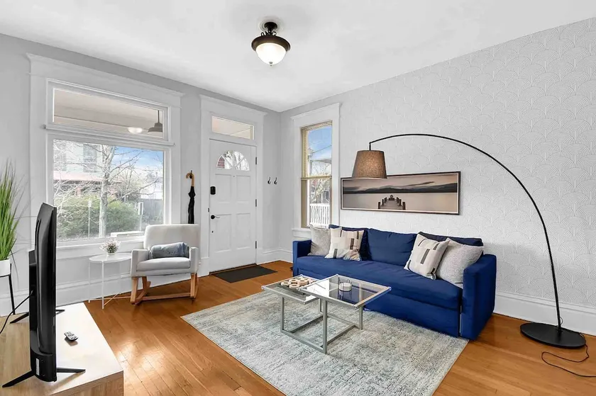 Modern Peaceful 1BR near DT-Historic St - Image 1