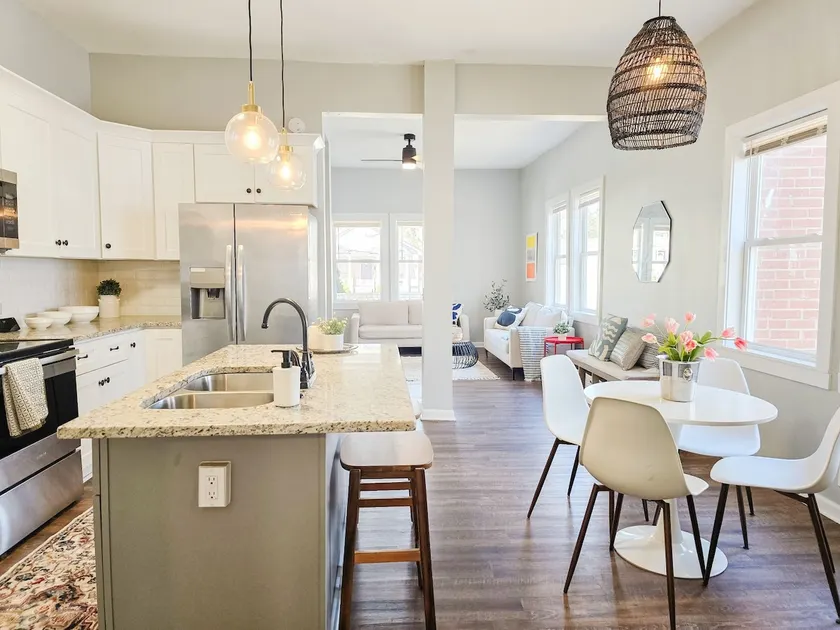 Durham Bull City DTown Bungalow (Pups Welcome!) - Image 1