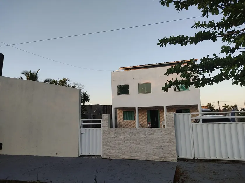 6 en-suites-internet-cable TV-swimming pool-barbecue area - Image 1