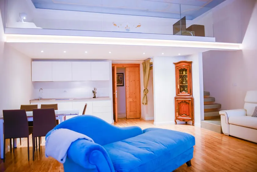Living The Dream (Loft) - Image 1