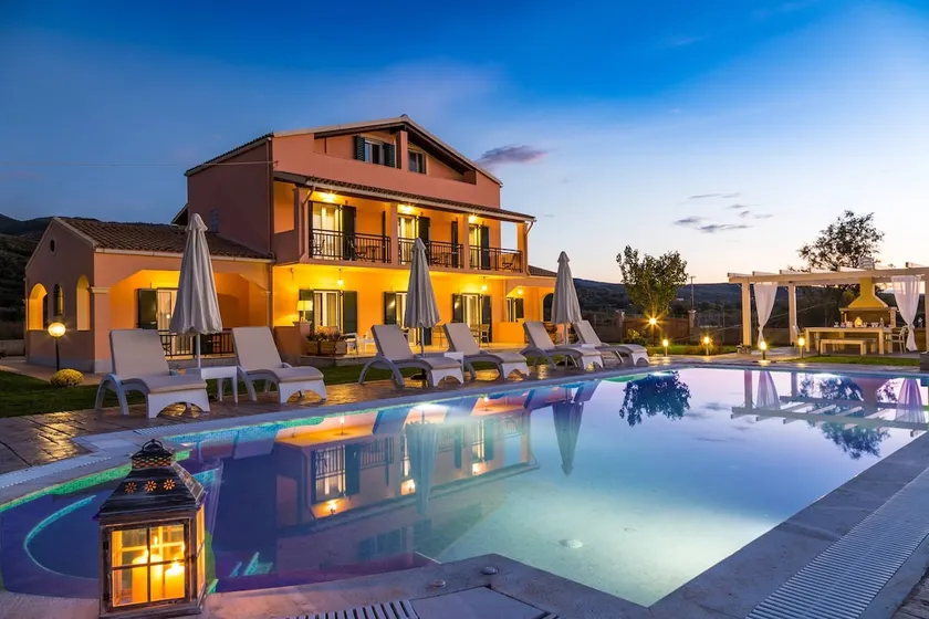 Eleni Luxury Villa - Image 1