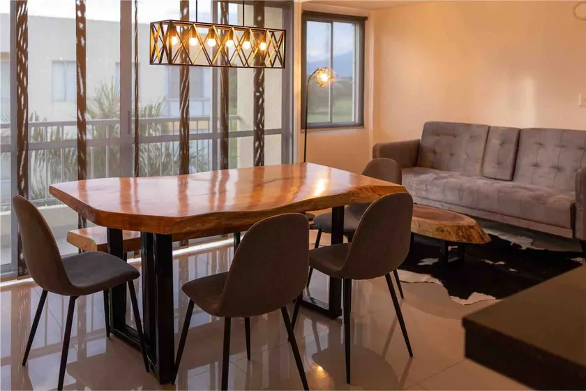 A new and modern apartment - Image 1