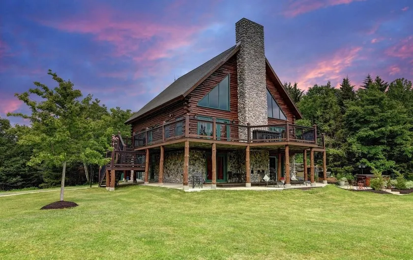 Berkshire Mountain Top Chalet - Image 1