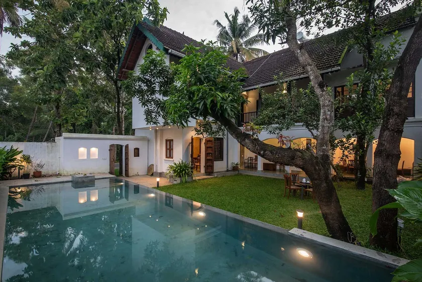 Shalom Villa 4BHK w/ Pvt Pool & Brkfst-Mararikulam - Image 1