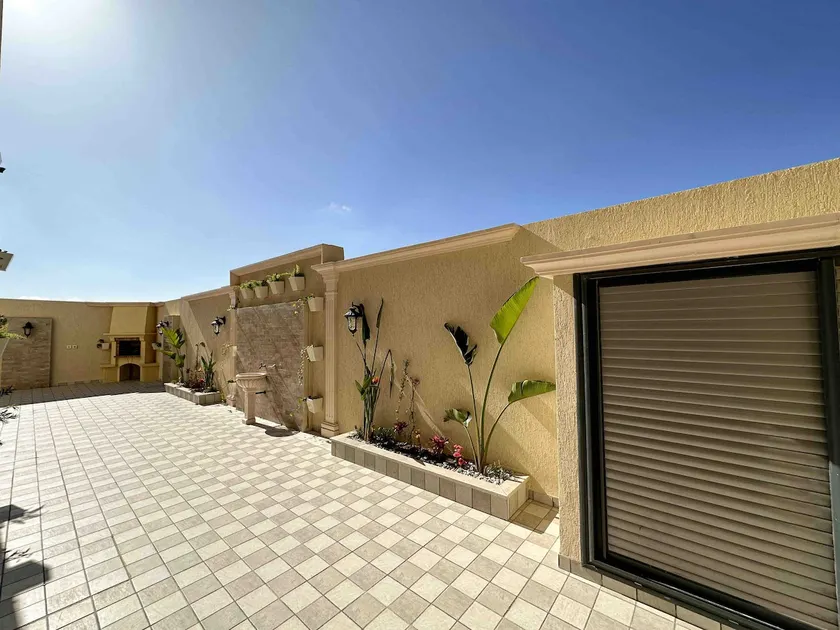 Luxury Villa, Central Ac, Bbq, Ideal For Events - Image 1