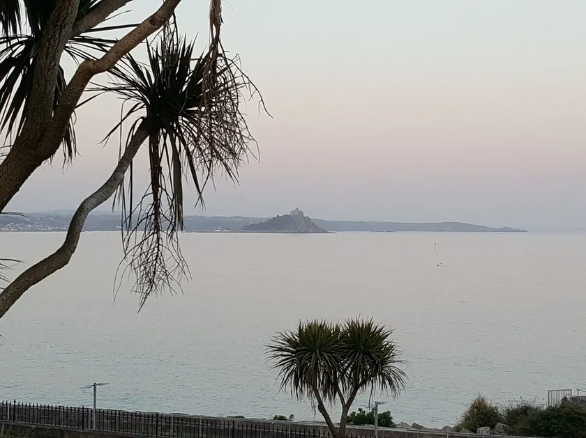 Sunrise Apartment PZ Fantastic Sea and Harbour Views Luxury Apartment Cornwall - Image 1