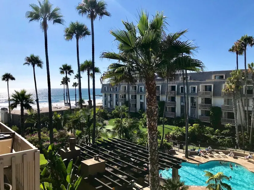 A Wave From It All! Ocean Views! AC In Bedroom! - Image 1