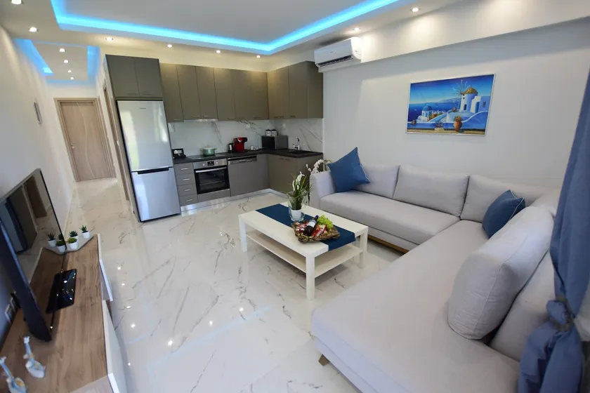 V1 Luxury Suites Toroni - Image 1