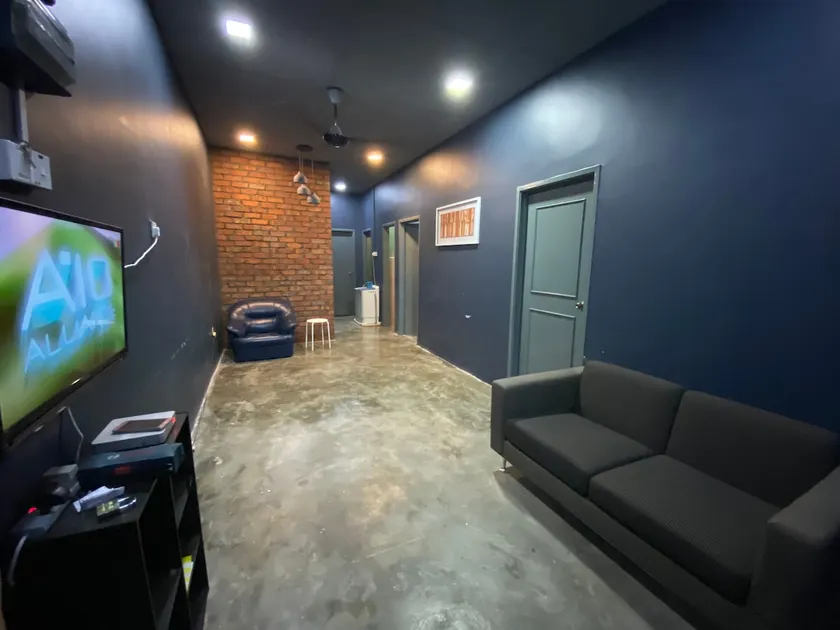 BUDGET HOMESTAY 7  (3 BEDROOMS )+Unifi - Image 1