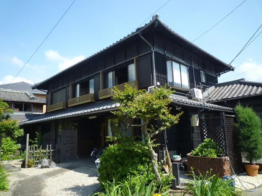 Feel Japan in a 100-year-old house - Image 1