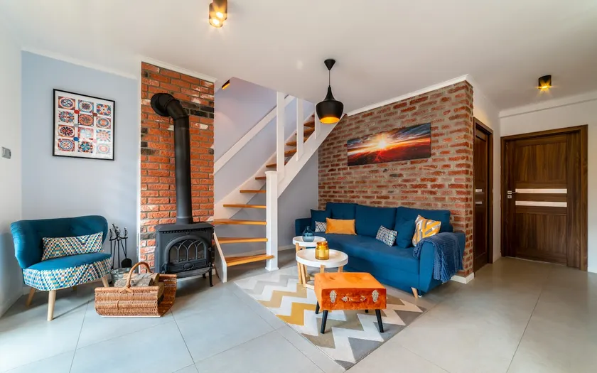 Seventh Heaven Apartment with fireplace and balcony - Image 1
