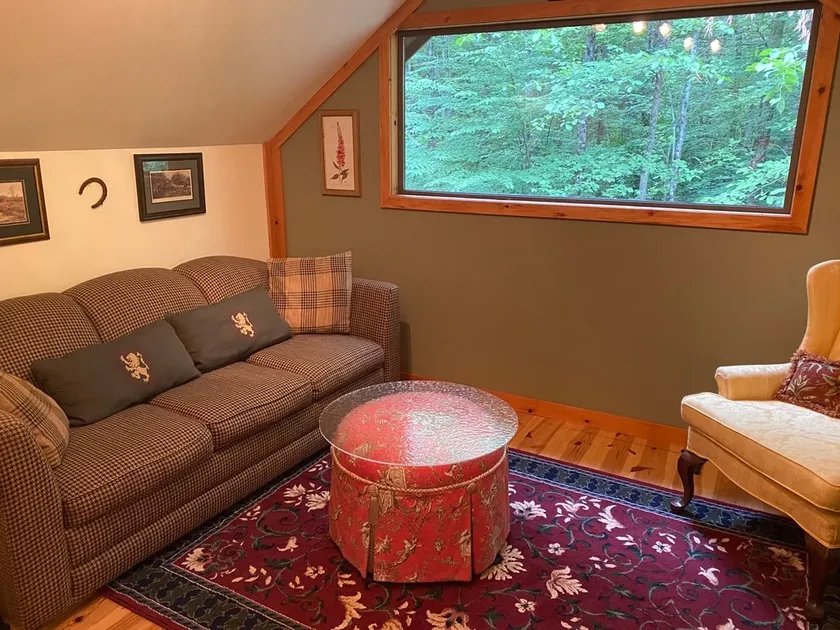 Treetop Suite - Image 1