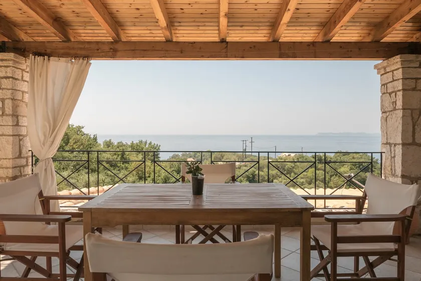 Traditional maisonette on the seaside - Image 1