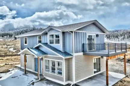 Cozy Modern Mountain Cabin - Image 1