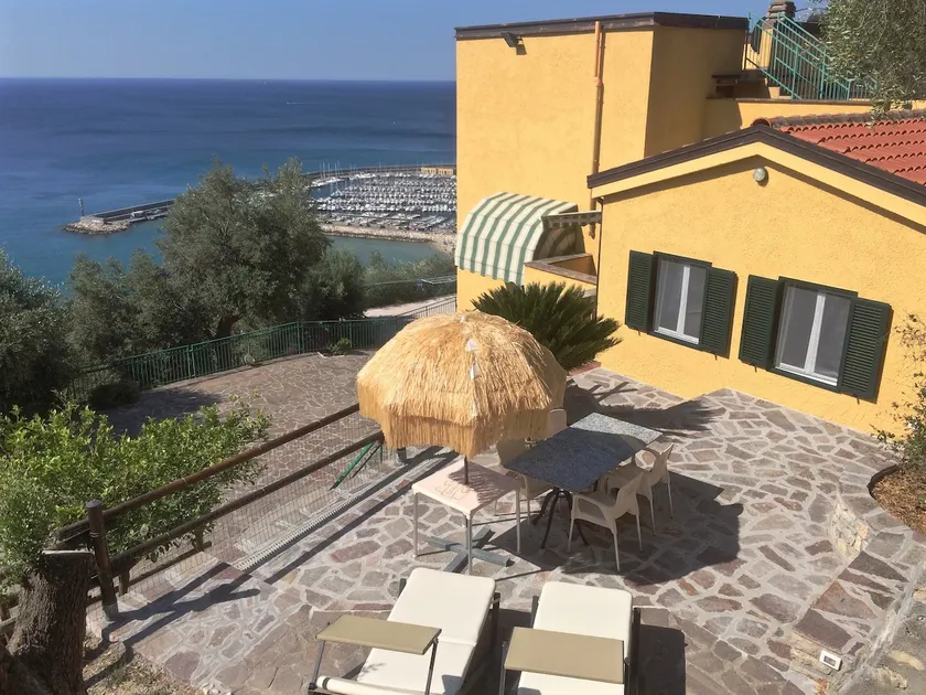 In an olive grove with beautiful sea view, with swimming pool - Image 1